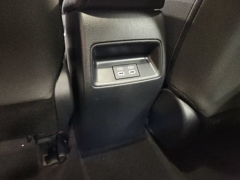Used 2024 Toyota Corolla LE FWD image 22