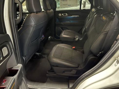 New 2026 Ford Explorer Tremor w/ Tremor Ultimate Package AWD/4WD image 9