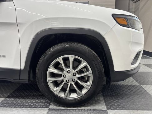 Used 2021 Jeep Cherokee Latitude Lux AWD/4WD image 5