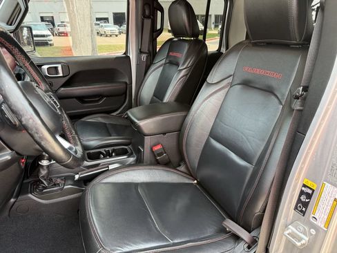 Used 2020 Jeep Gladiator Rubicon AWD/4WD image 23