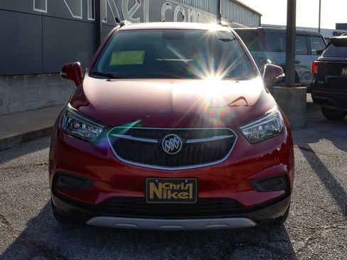 Used 2018 Buick Encore Preferred FWD image 2