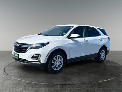 Used 2024 Chevrolet Equinox LT AWD/4WD image 4