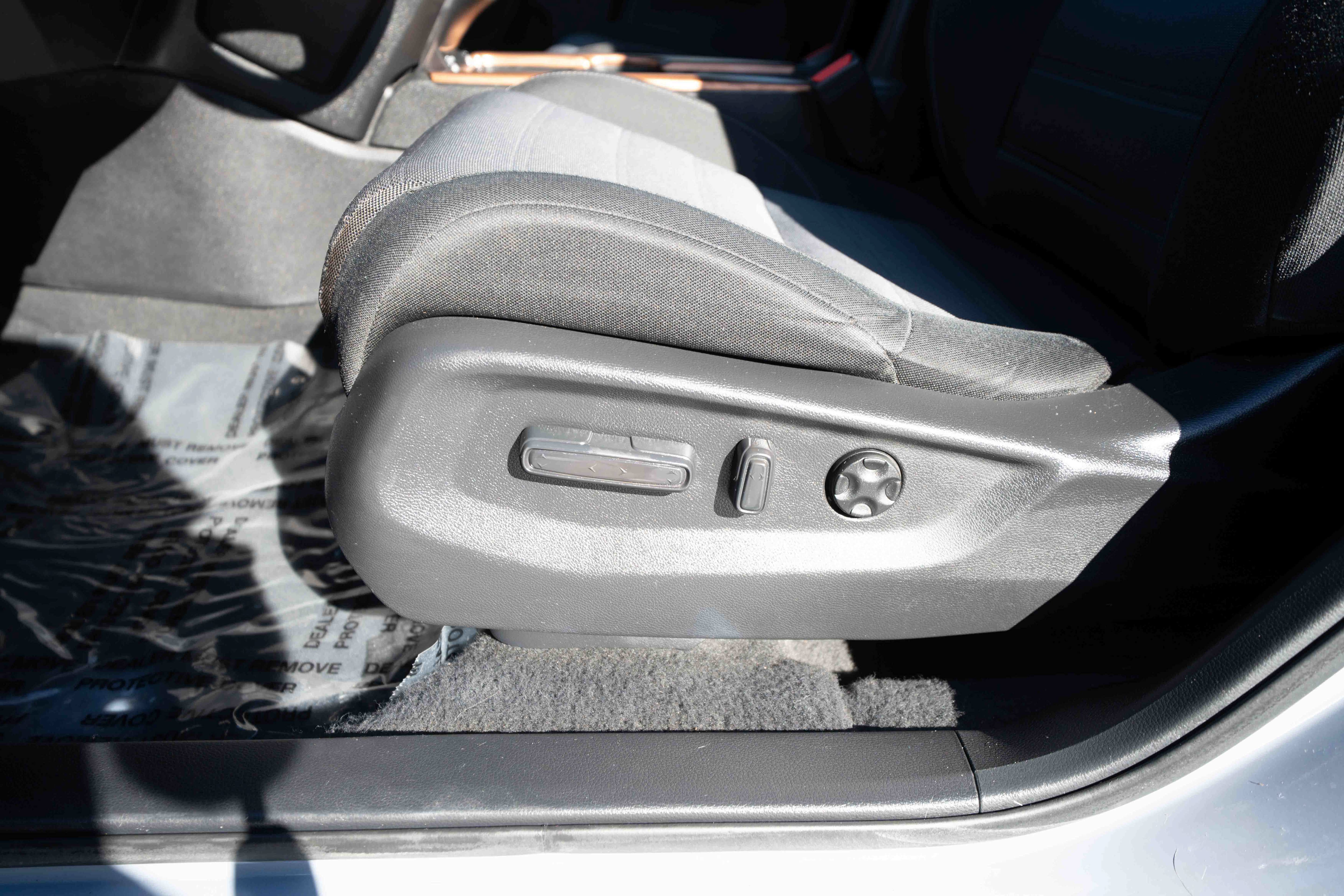 Certified 2021 Honda CR-V EX image 12