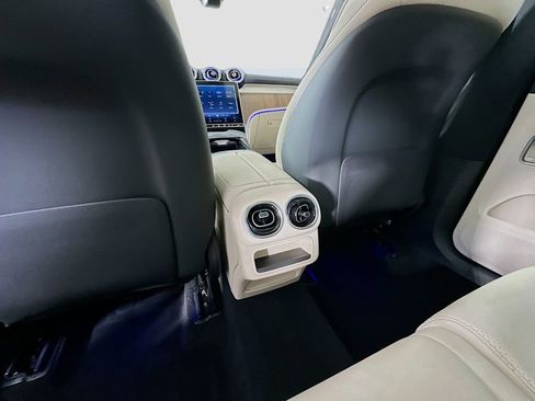 Used 2023 Mercedes-Benz GLC 300 4MATIC image 27