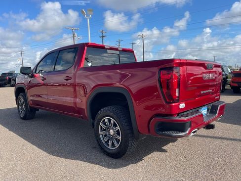 Used 2024 GMC Sierra 1500 AT4 w/ AT4 Preferred Package AWD/4WD image 5