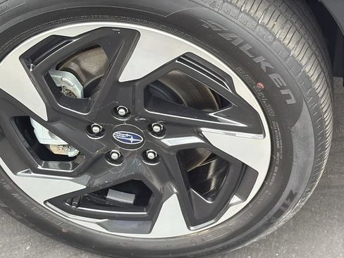 Certified 2024 Subaru Crosstrek 2.5i Limited AWD/4WD image 10
