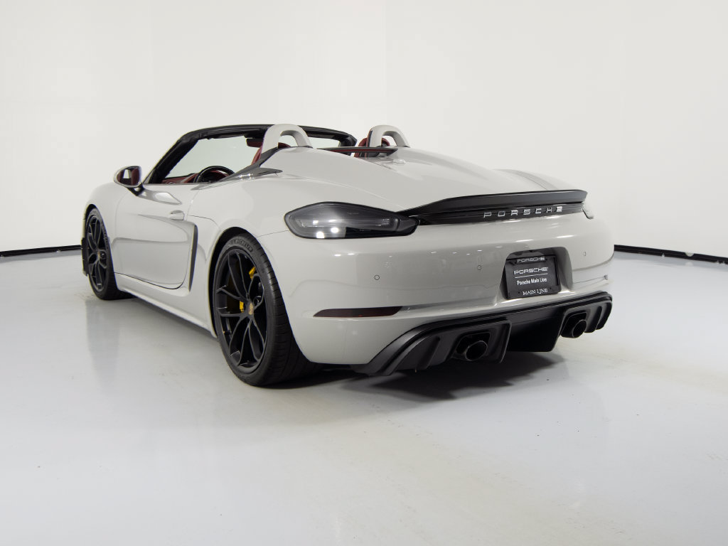 Certified 2021 Porsche 718 Boxster Spyder RWD image 3