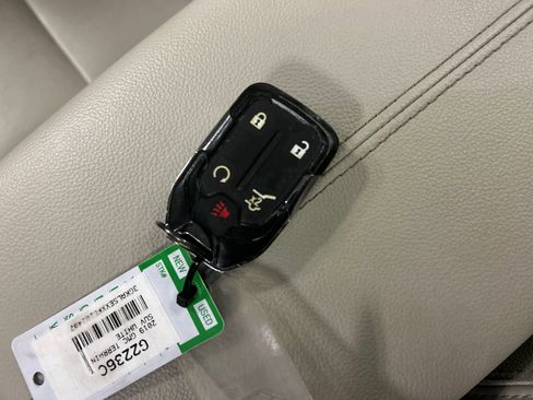 Used 2019 GMC Terrain Denali w/ Advanced Safety Package image 22