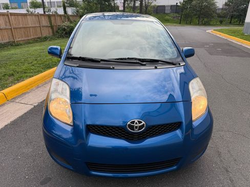Used 2011 Toyota Yaris 4-Door Hatchback w/ PWR Pkg w/Steel Wheels FWD image 9