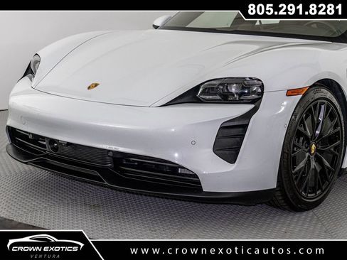 Used 2024 Porsche Taycan GTS image 24