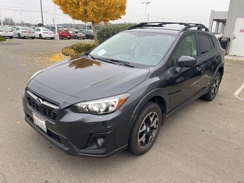 Used 2018 Subaru Crosstrek 2.0i Premium w/ Eyesight System image 1