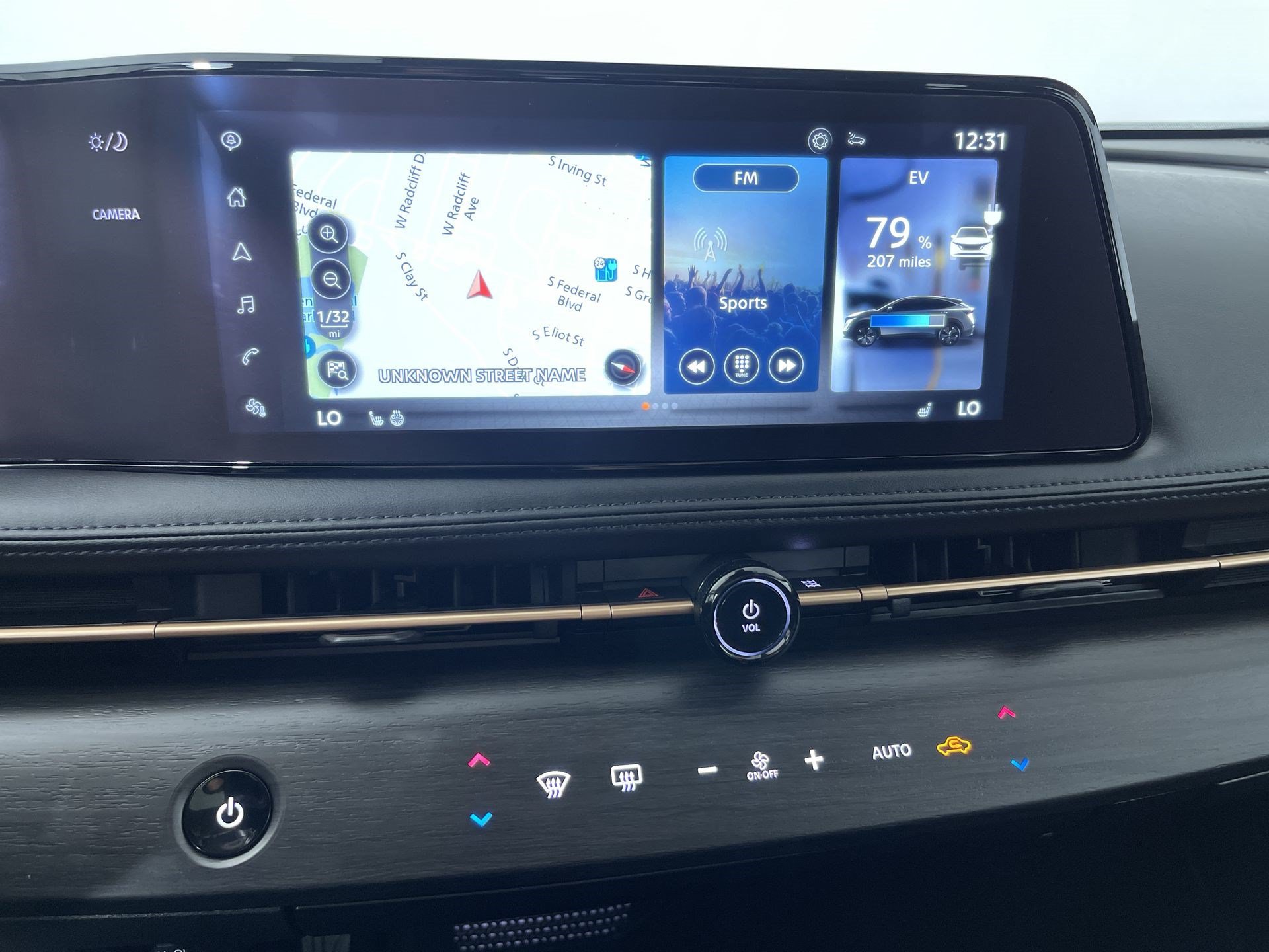 Certified 2024 Nissan Ariya AWD image 18