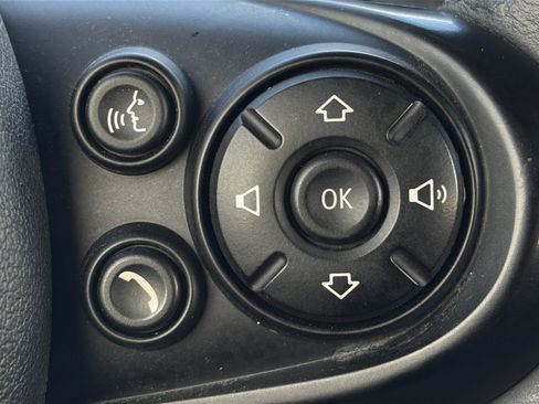 Used 2015 MINI Cooper 2-Door Hardtop image 27