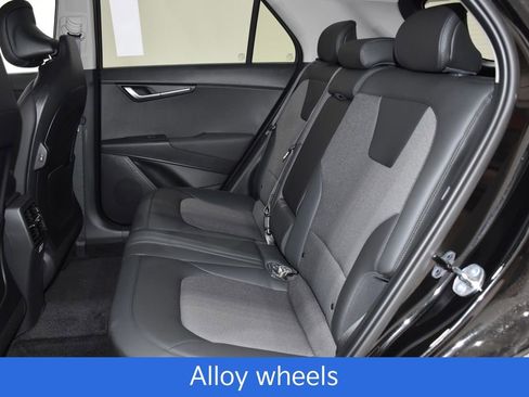 New 2025 Kia Niro EX FWD image 25