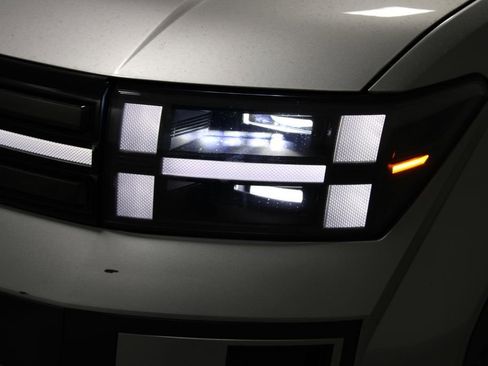 Used 2024 Hyundai Santa Fe Limited image 57