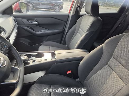 Used 2026 Nissan Rogue SV FWD image 8