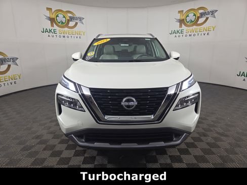 Used 2023 Nissan Rogue SL w/ SL Premium Package image 2