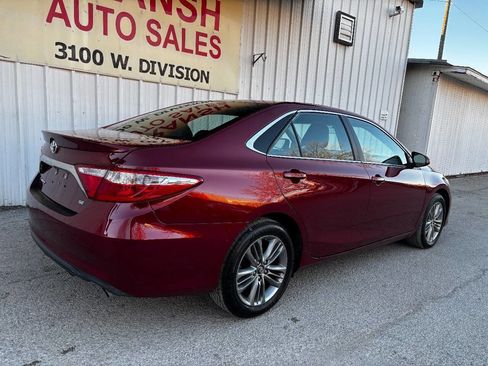 Used 2017 Toyota Camry SE image 7