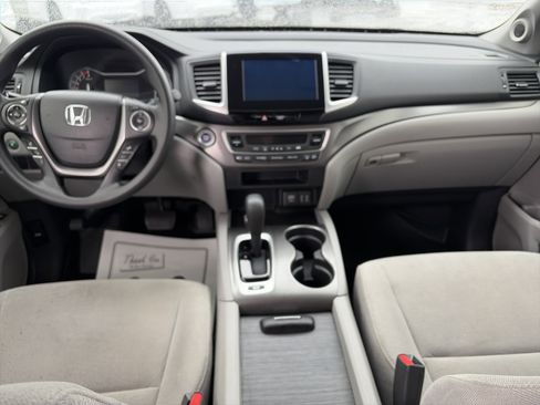 Used 2016 Honda Pilot EX image 15
