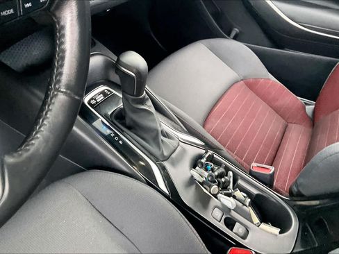 Used 2024 Toyota Corolla SE FWD image 16
