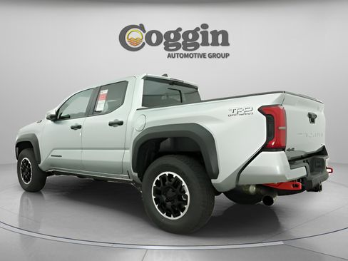 New 2025 Toyota Tacoma TRD Off-Road image 11