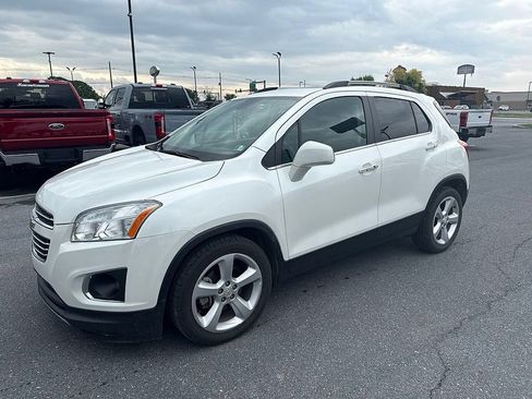 Used 2015 Chevrolet Trax LTZ FWD image 2