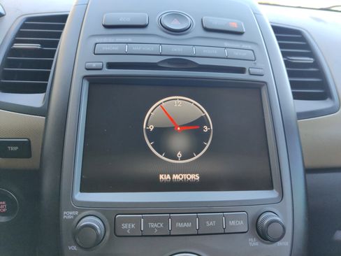 Used 2012 Kia Soul ! w/ Premium Pkg image 19