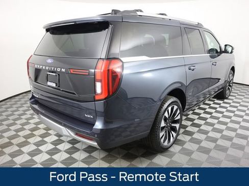 New 2025 Ford Expedition Max Platinum w/ Driver's Package image 3