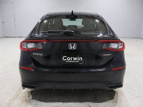 Used 2022 Honda Civic Sport image 3
