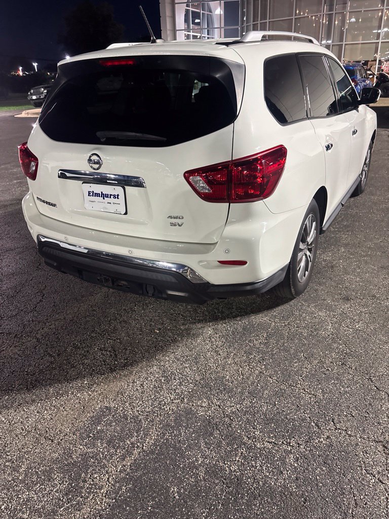 Used 2018 Nissan Pathfinder SV w/ SV Tech Package AWD/4WD image 13