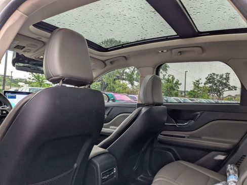 Used 2023 Lincoln Corsair FWD w/ Equipment Group 101A image 28