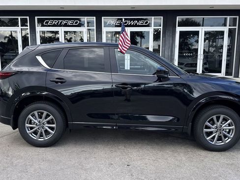New 2025 MAZDA CX-5 AWD 2.5 S w/ Preferred Package image 5