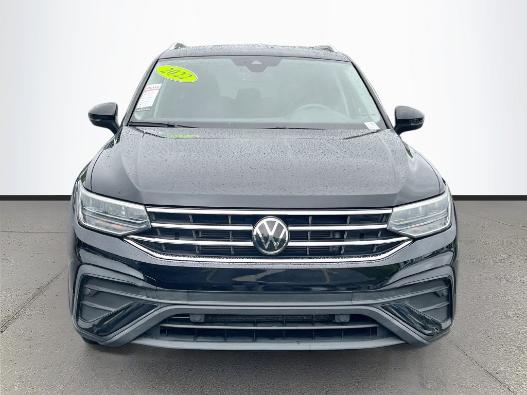 Used 2022 Volkswagen Tiguan SE FWD image 2
