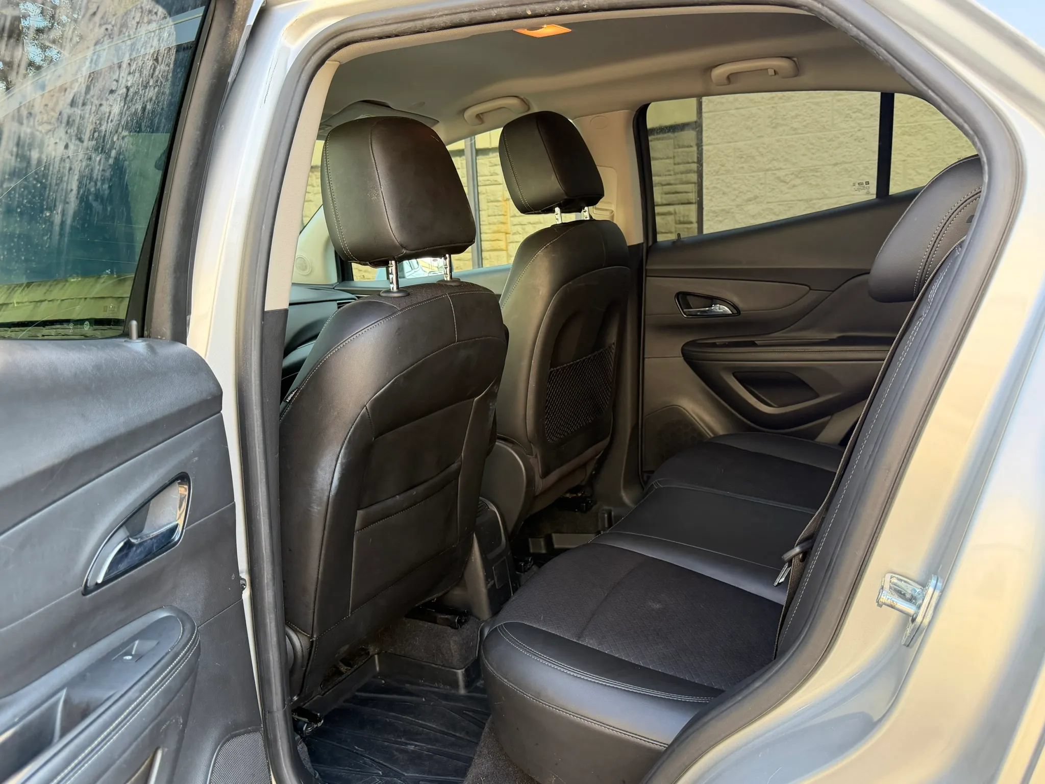 Used 2019 Buick Encore Preferred FWD image 29