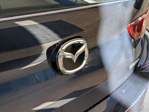 Used 2025 MAZDA MAZDA3 s FWD image 30