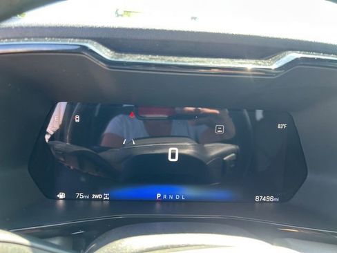 Used 2023 Chevrolet Colorado ZR2 w/ ZR2 Convenience Package III AWD/4WD image 21