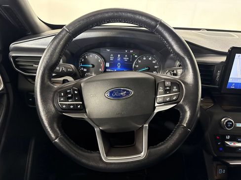 Used 2020 Ford Explorer Limited w/ Class III Trailer Tow Package AWD/4WD image 22