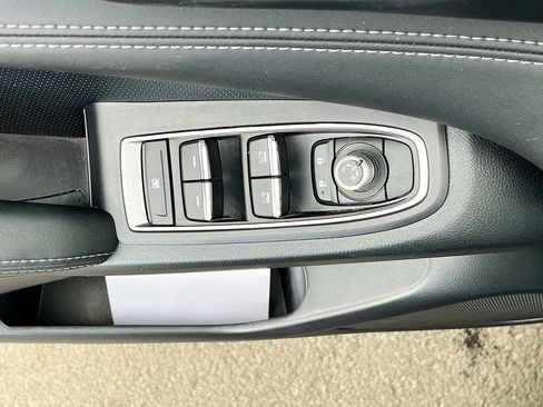 Used 2024 Subaru Ascent Limited AWD/4WD image 18