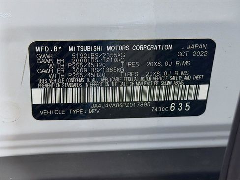 Used 2023 Mitsubishi Outlander SEL AWD/4WD image 32