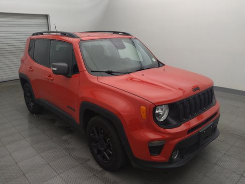 Used 2020 Jeep Renegade Altitude FWD image 13
