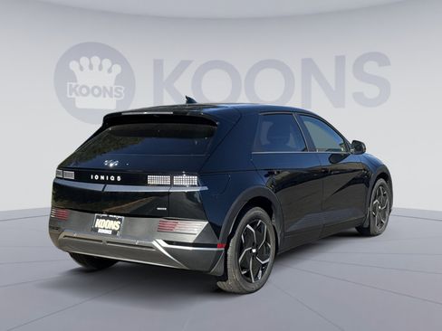 New 2024 Hyundai Ioniq 5 SE image 7