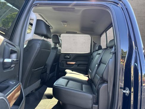 Used 2018 Chevrolet Silverado 1500 LTZ w/ LTZ Plus Package AWD/4WD image 9