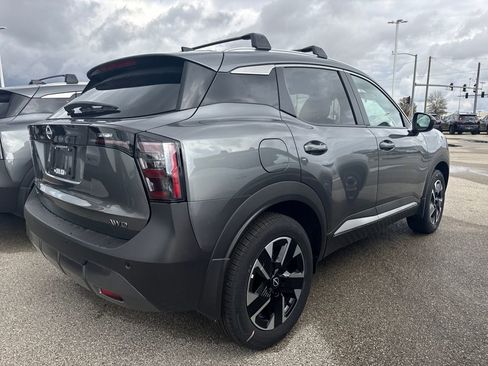 New 2026 Nissan Kicks SV w/ SV Premium Package image 7