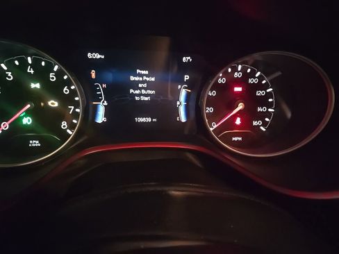 Used 2021 Jeep Compass Trailhawk image 8