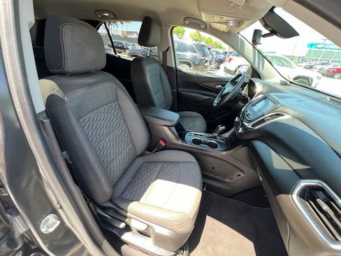 Used 2018 Chevrolet Equinox LT AWD/4WD image 29