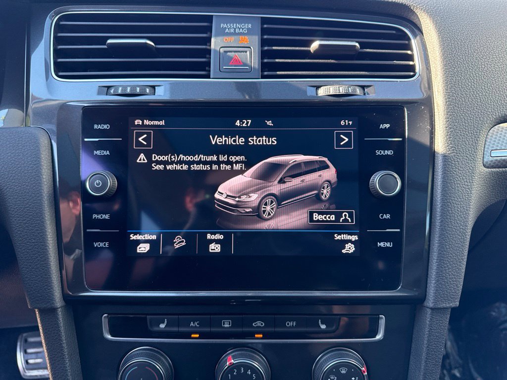 Used 2018 Volkswagen Golf Alltrack AWD/4WD image 19