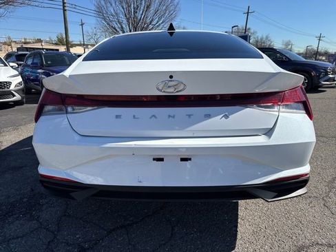 Used 2022 Hyundai Elantra SEL w/ Convenience Package image 19