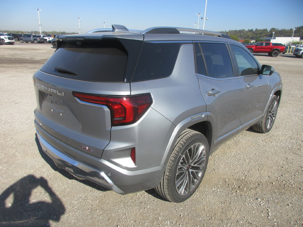 New 2027 GMC Terrain Denali AWD/4WD image 4