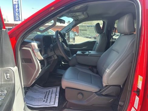 New 2025 Ford F250 XL w/ XL Chrome Package RWD image 16