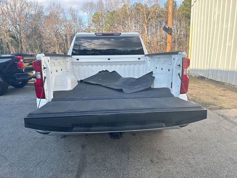 Used 2022 Chevrolet Silverado 1500 LT image 32